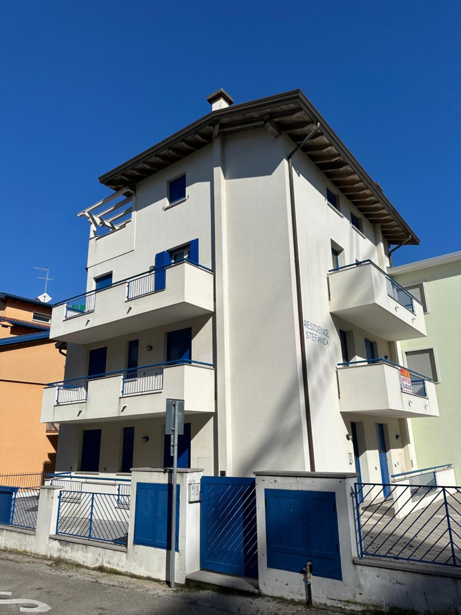 Residence Stefania Attici Su 2 Livelli - Agenzia Cocal カオルレ エクステリア 写真