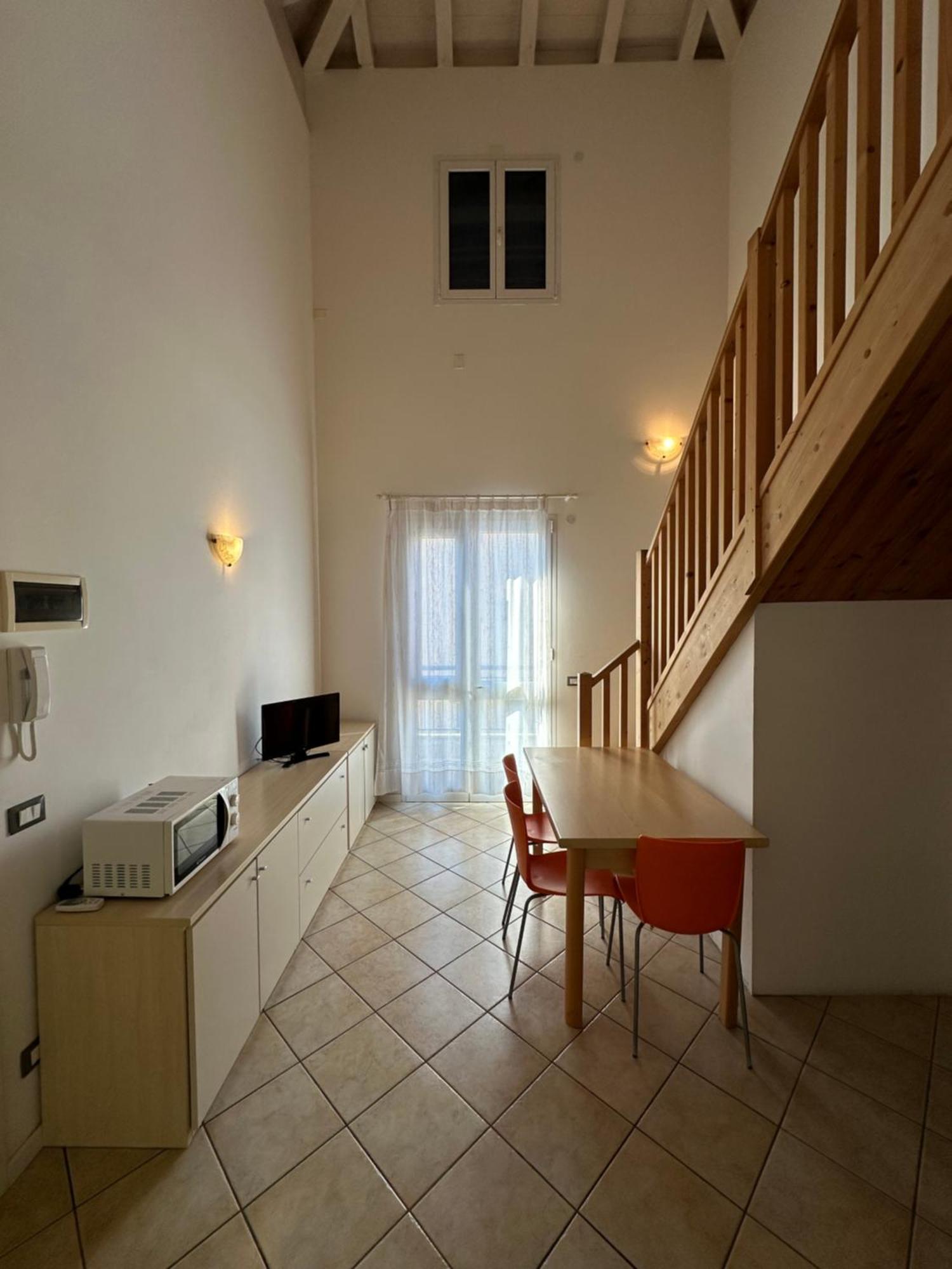 Residence Stefania Attici Su 2 Livelli - Agenzia Cocal カオルレ エクステリア 写真